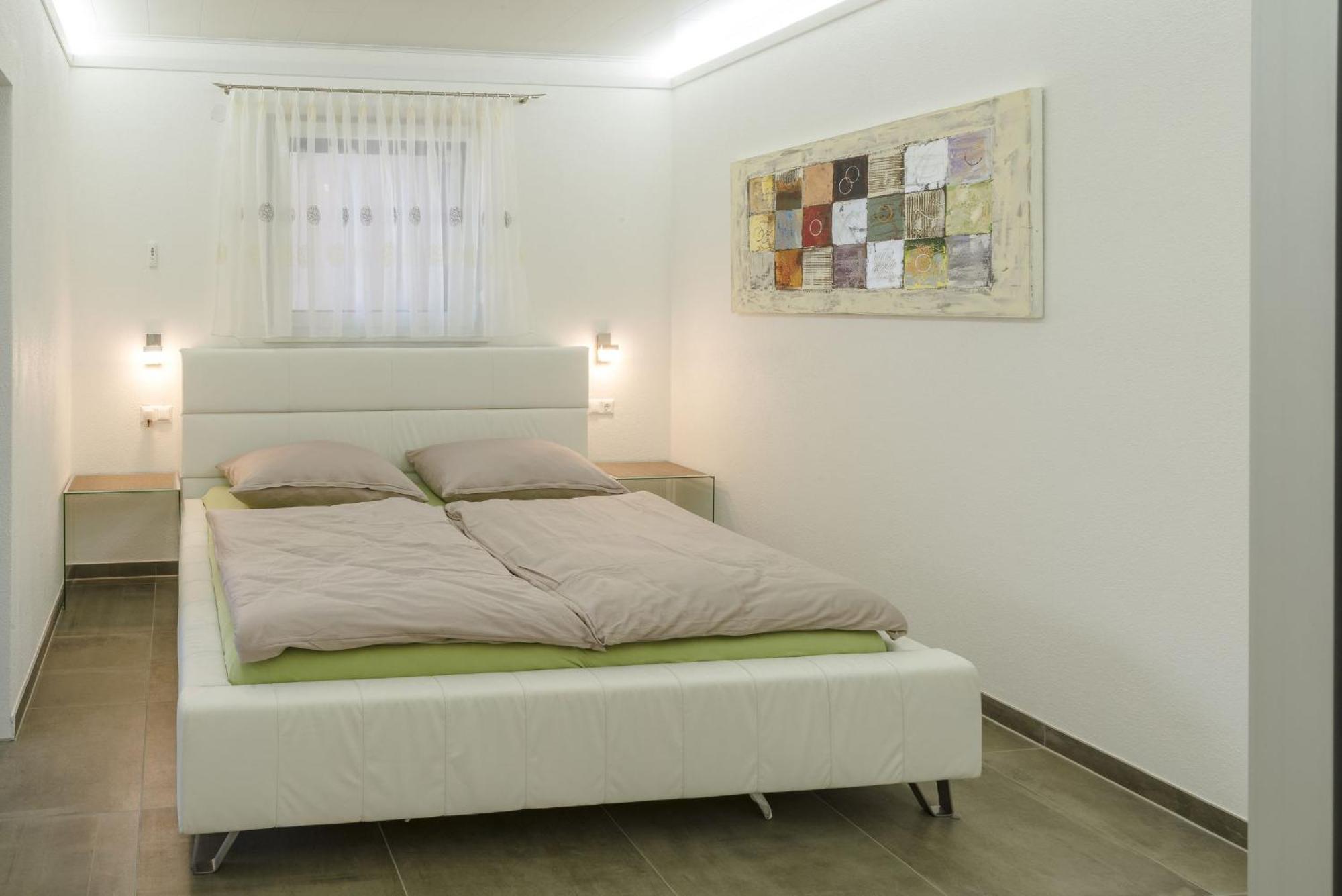 Urlaubsapartment Am Silbersee Villach Room photo