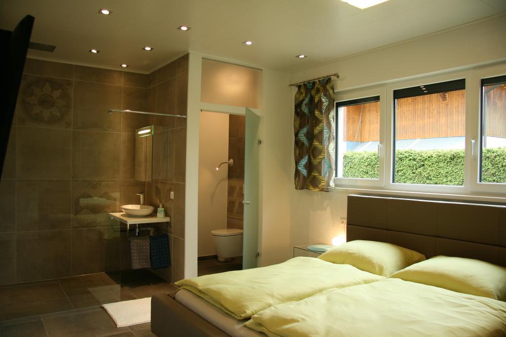 Urlaubsapartment Am Silbersee Villach Room photo